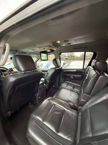 2011 Nissan Armada SL