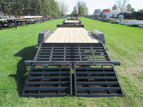 2026 Load Trail Equipment CB8322082