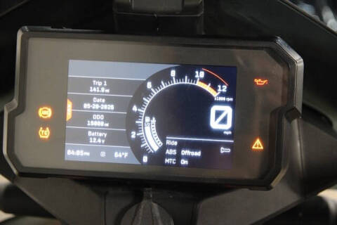 2022 KTM 890 ADVENT