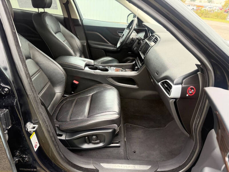 2017 Jaguar F-PACE 35t Prestige