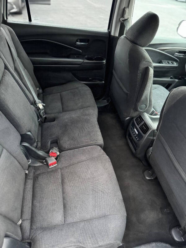 2017 Honda Pilot EX