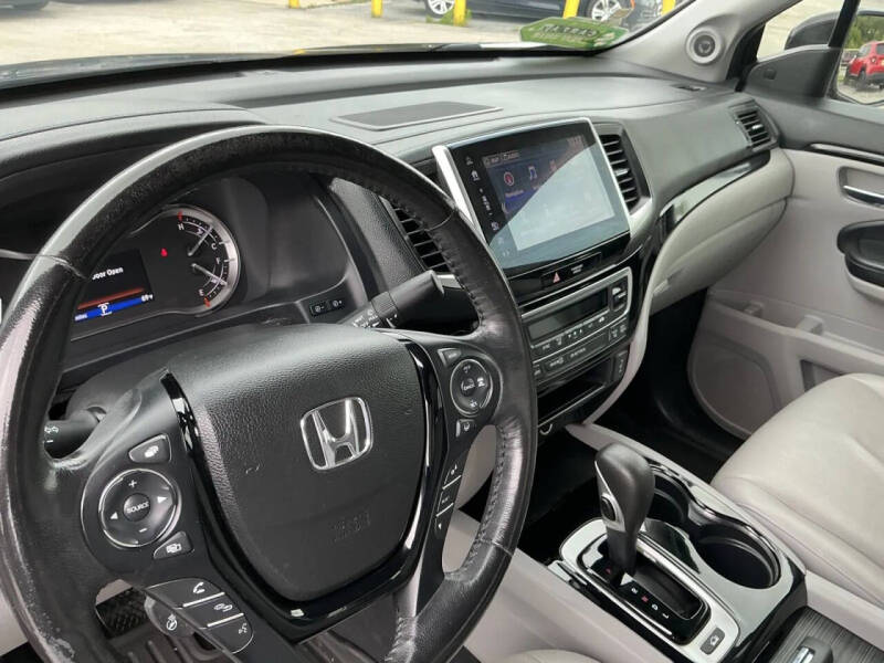 2017 Honda Ridgeline RTL-E