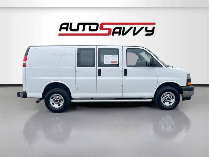 2024 GMC Savana 2500