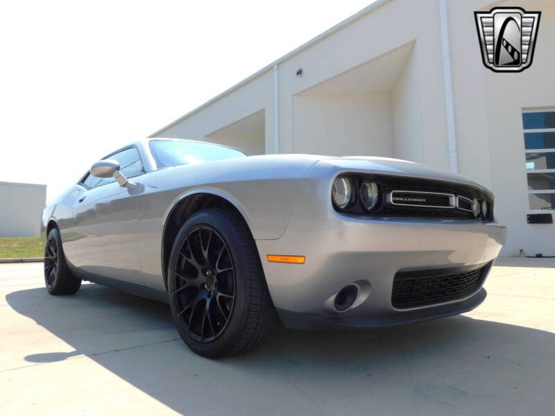 2015 Dodge Challenger SXT