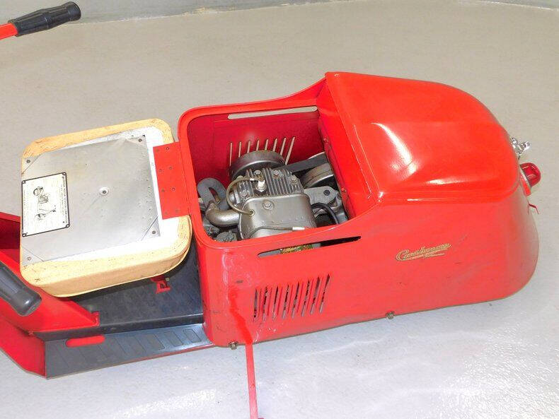 1949 Cushman Model 64