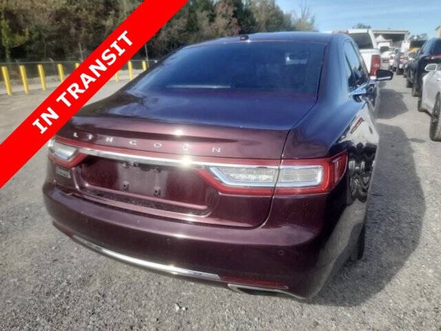 2017 Lincoln Continental Select