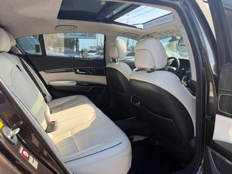 2015 Kia K900 Luxury