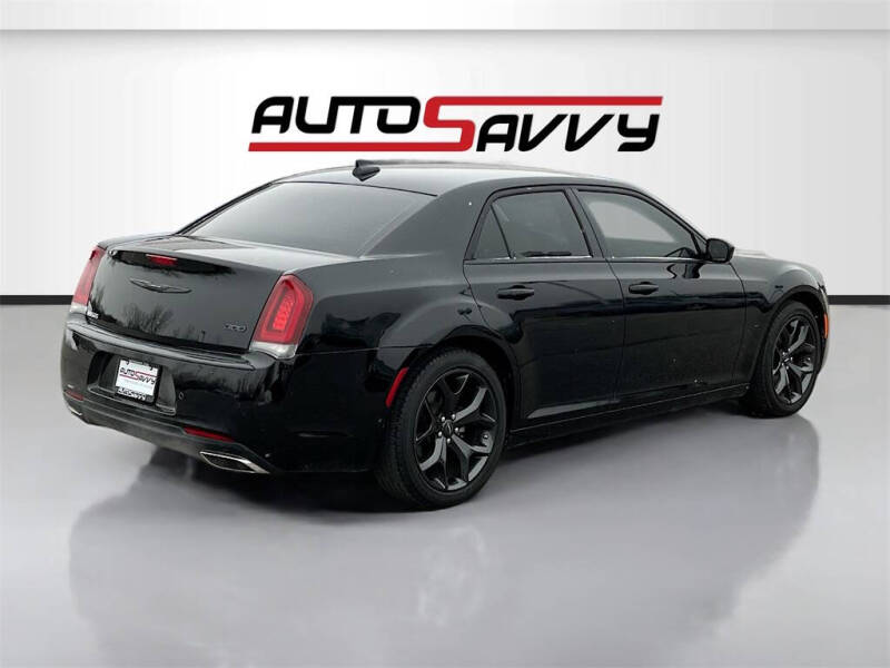 2023 Chrysler 300 Touring