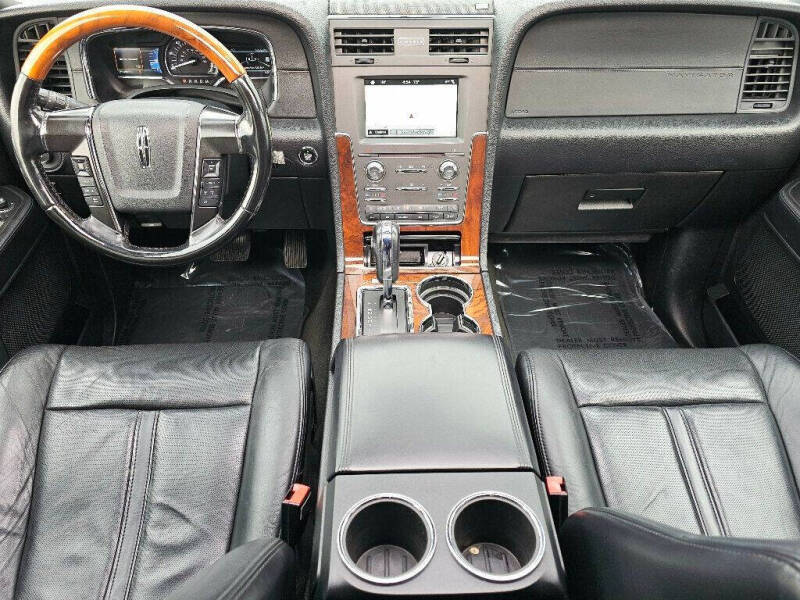 2016 Lincoln Navigator L Select
