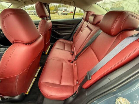 2024 Mazda Mazda3 Sedan 2.5 S Carbon Edition