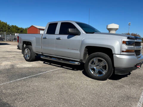 2017 Chevrolet Silverado 1500 Custom