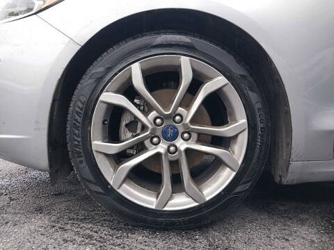 2020 Ford Fusion SEL