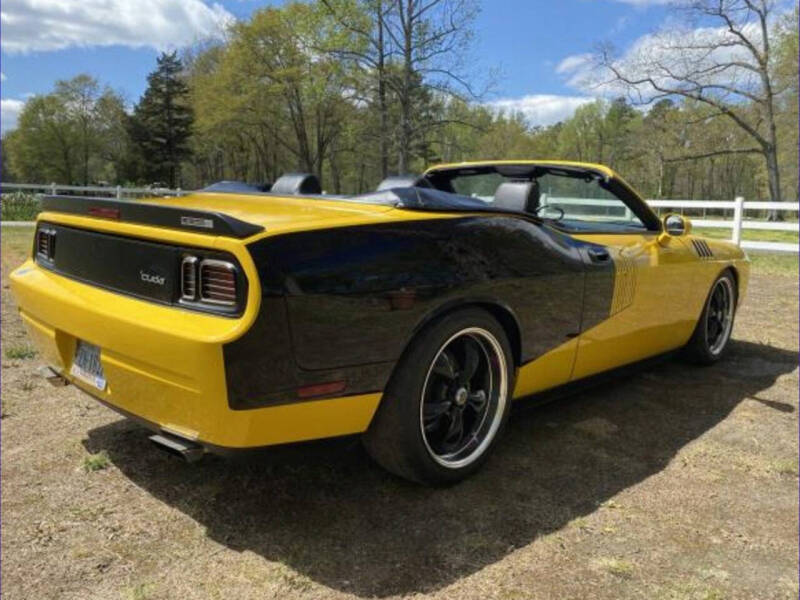 2010 Dodge Challenger SRT8