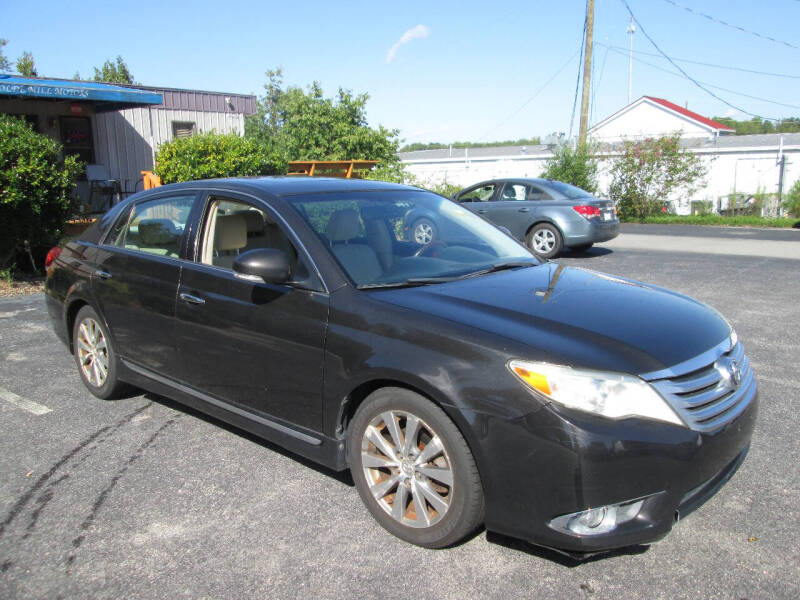 2011 Toyota Avalon Limited photo 2