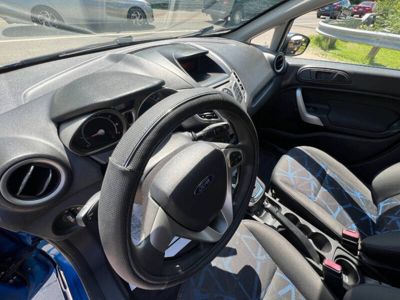 2011 Ford Fiesta SE