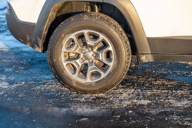 2022 Jeep Cherokee Trailhawk