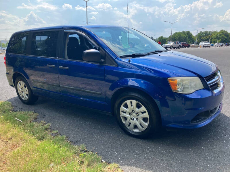 2013 Dodge Grand Caravan null photo 2