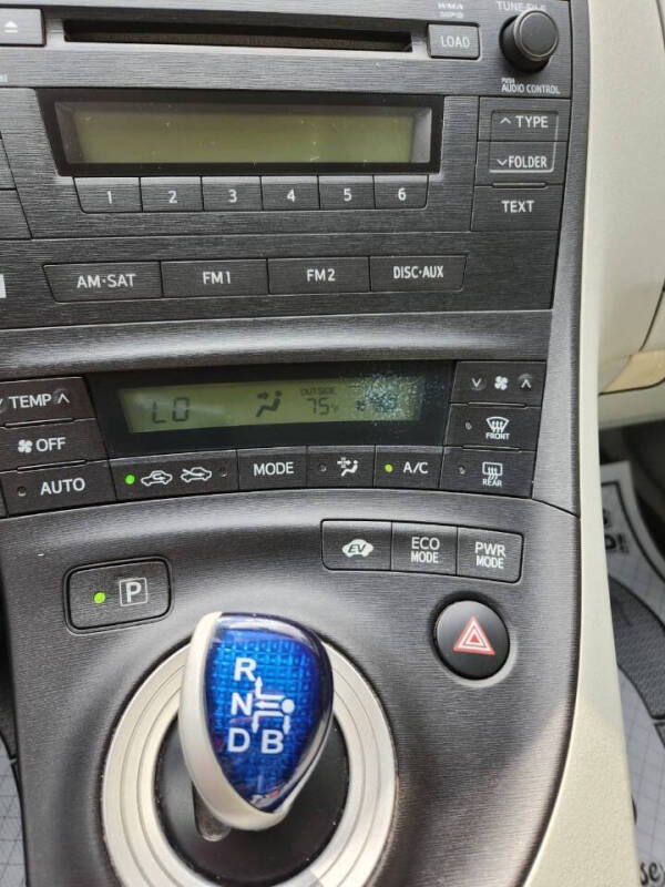 2010 Toyota Prius IV