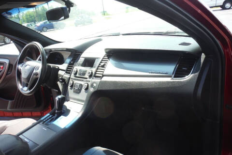 2015 Ford Taurus SEL