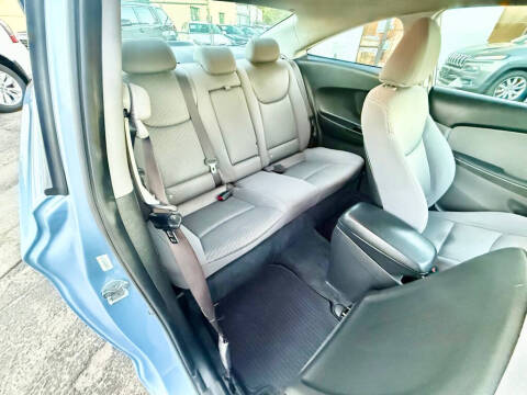 2013 Hyundai Elantra Coupe SE