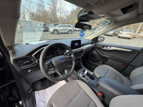 2020 Ford Escape SE