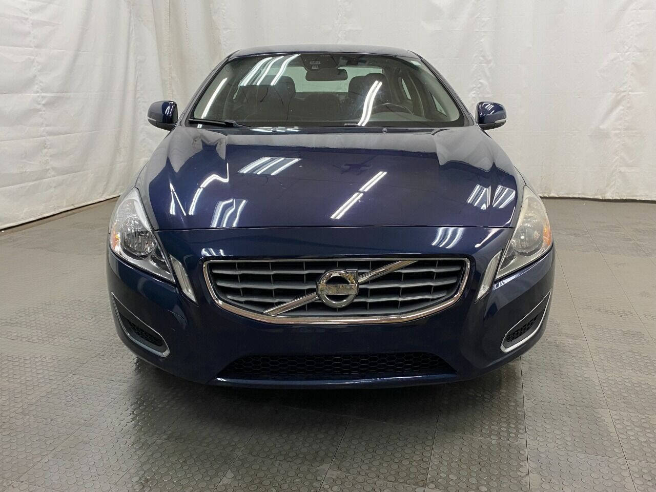 2012 Volvo S60 T5 4dr Sedan - Blue exterior view 3