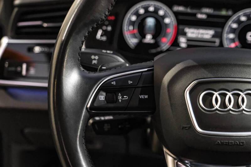 2020 Audi Q8 quattro Prestige 55 TFSI