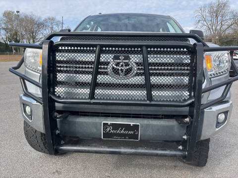 2016 Toyota Tundra SR5