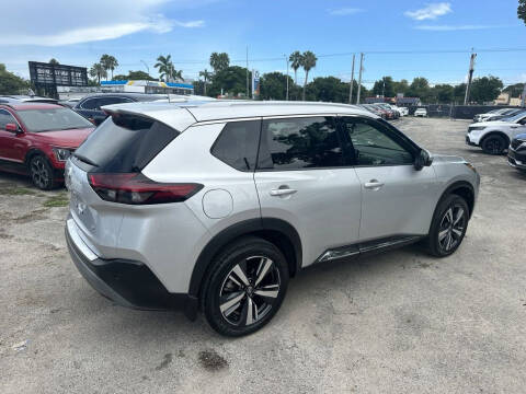 2021 Nissan Rogue SL