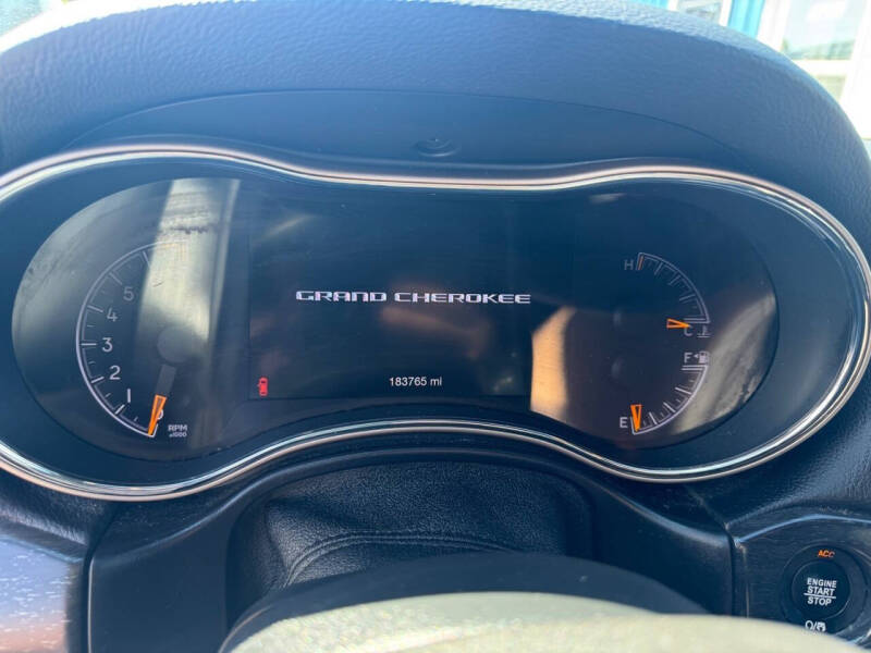 2017 Jeep Grand Cherokee Laredo E