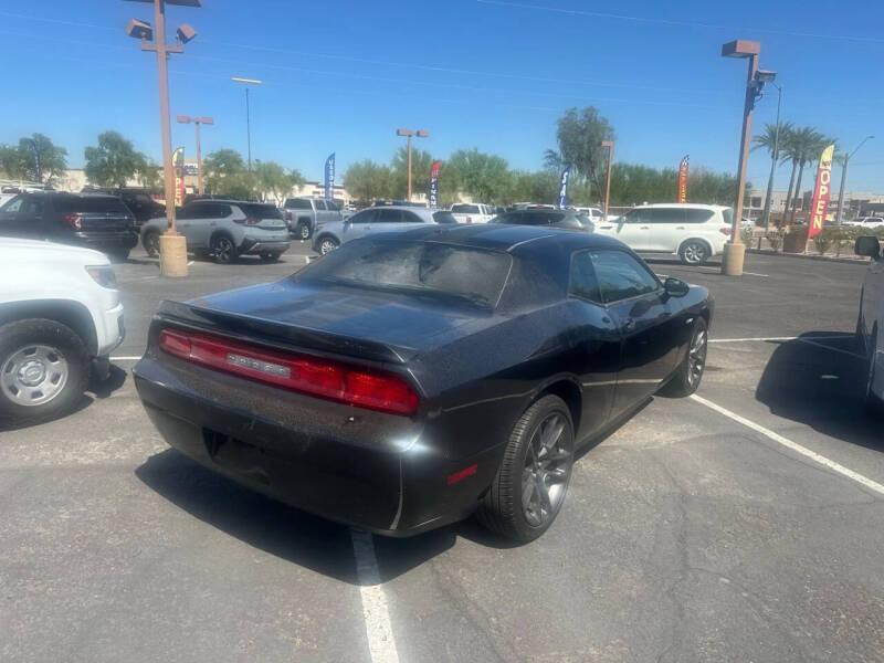 2010 Dodge Challenger SE