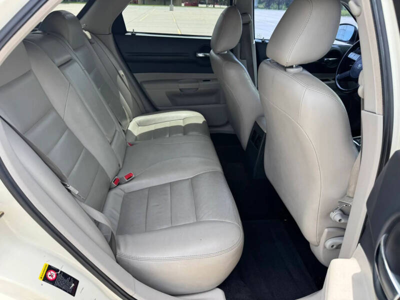 2005 Dodge Magnum RT