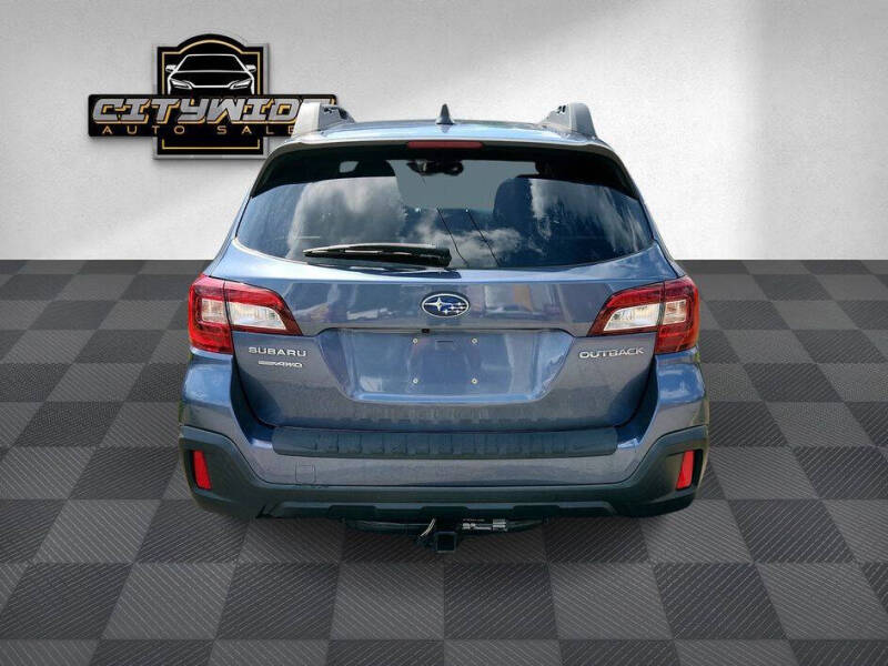 2018 Subaru Outback 2.5i Premium
