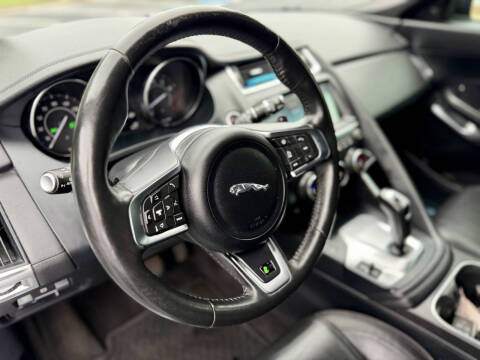 2020 Jaguar E-PACE P250