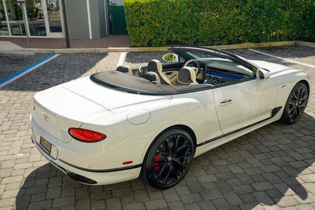 2024 Bentley Continental
