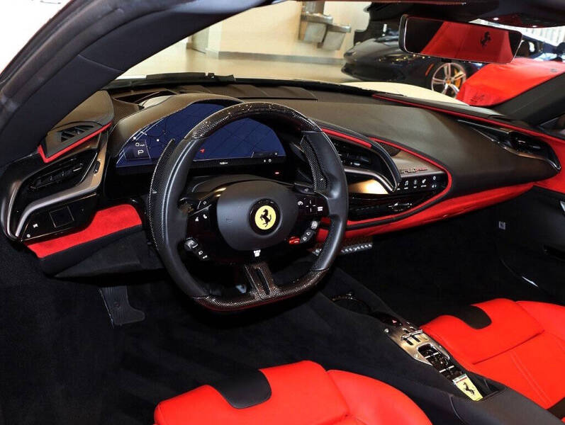 2024 Ferrari SF90 Spider