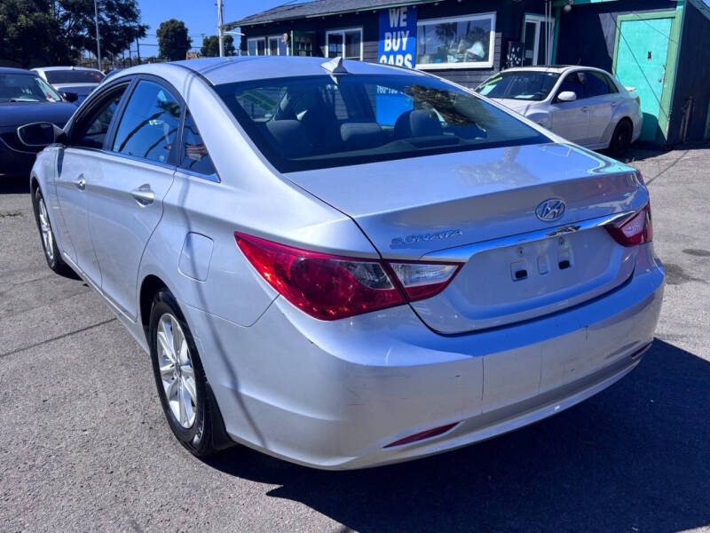 2012 Hyundai Sonata GLS