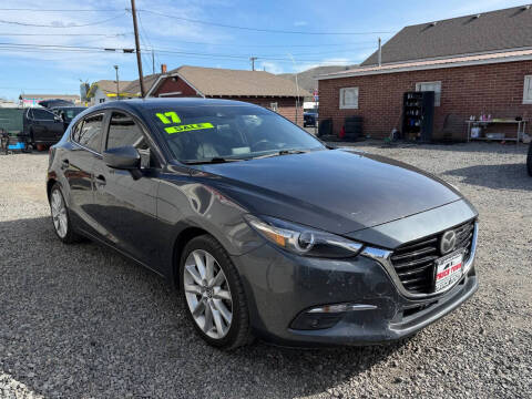2017 Mazda MAZDA3 Grand Touring