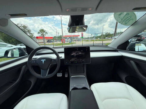 2023 Tesla Model Y Performance