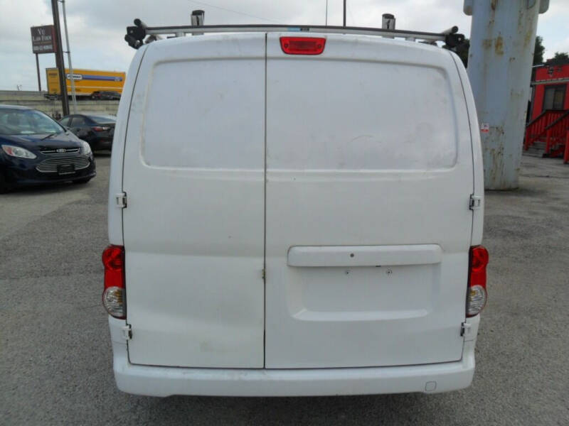 2018 Nissan NV200 SV