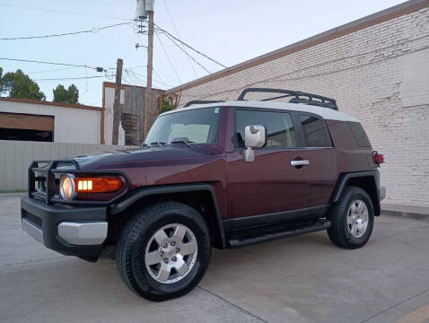 2007 Toyota FJ Cruiser for sale at EGM Auto in Midwest City OK