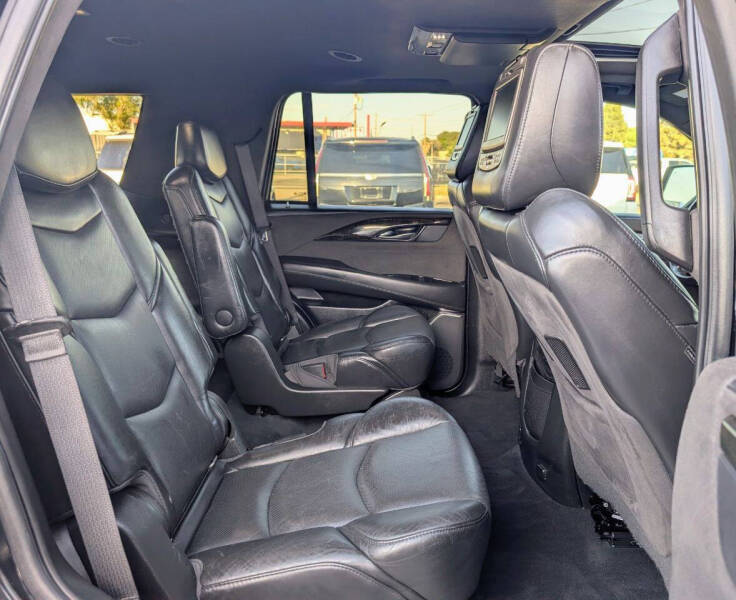 2018 Cadillac Escalade Platinum
