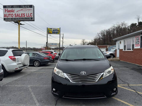 2014 Toyota Sienna XLE 8-Passenger