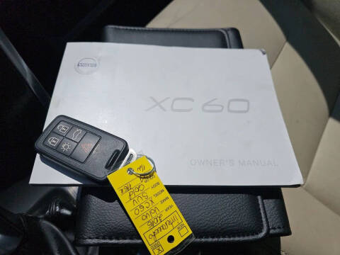 2016 Volvo XC60 T6 Platinum