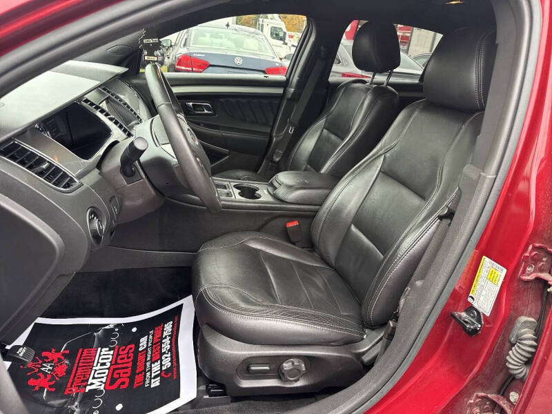 2018 Ford Taurus SEL