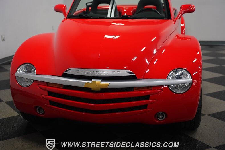 2004 Chevrolet SSR LS