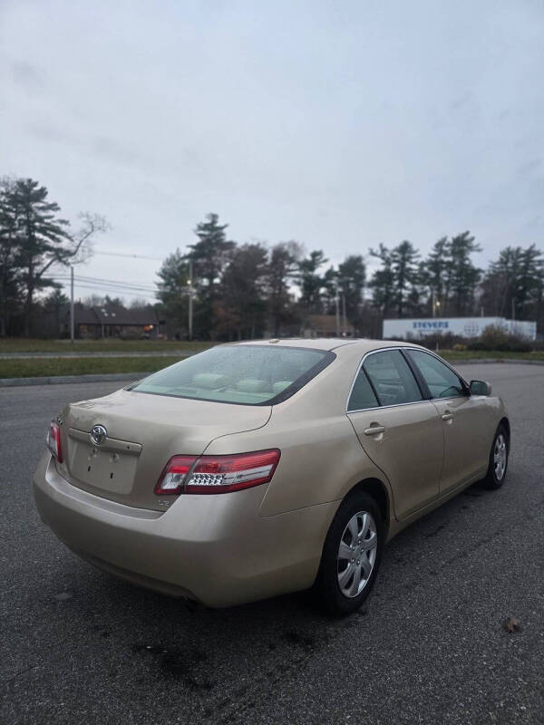 2010 Toyota Camry LE