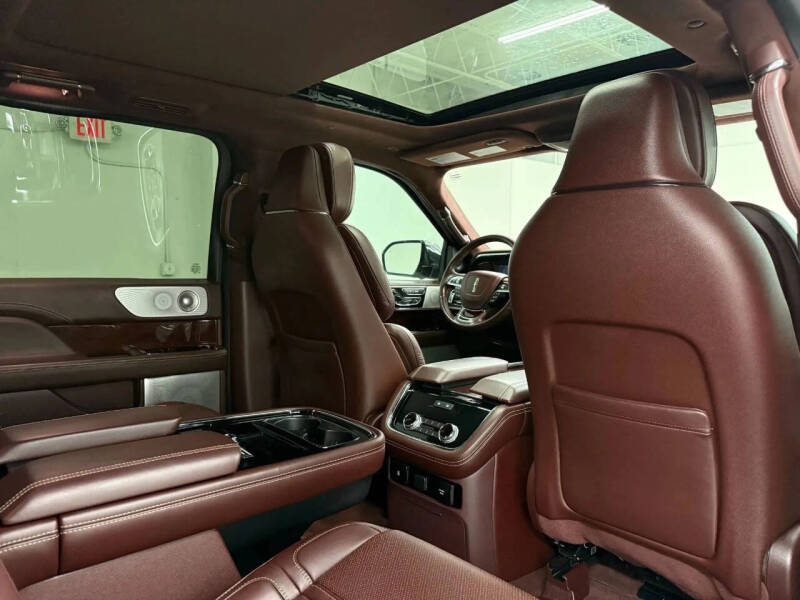 2020 Lincoln Navigator L Black Label