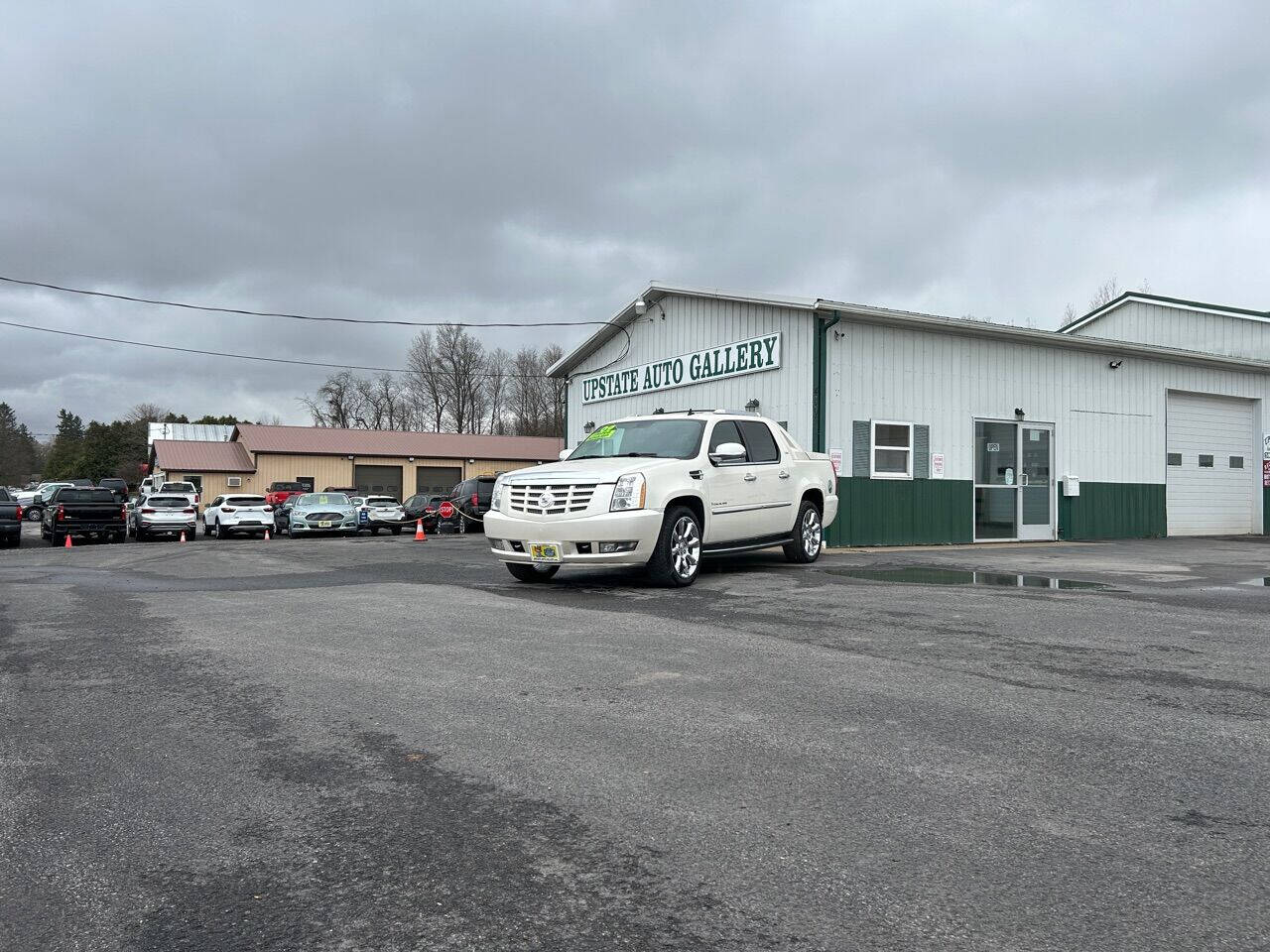 2009 Cadillac Escalade EXT for sale at Upstate Auto Gallery in Westmoreland, NY