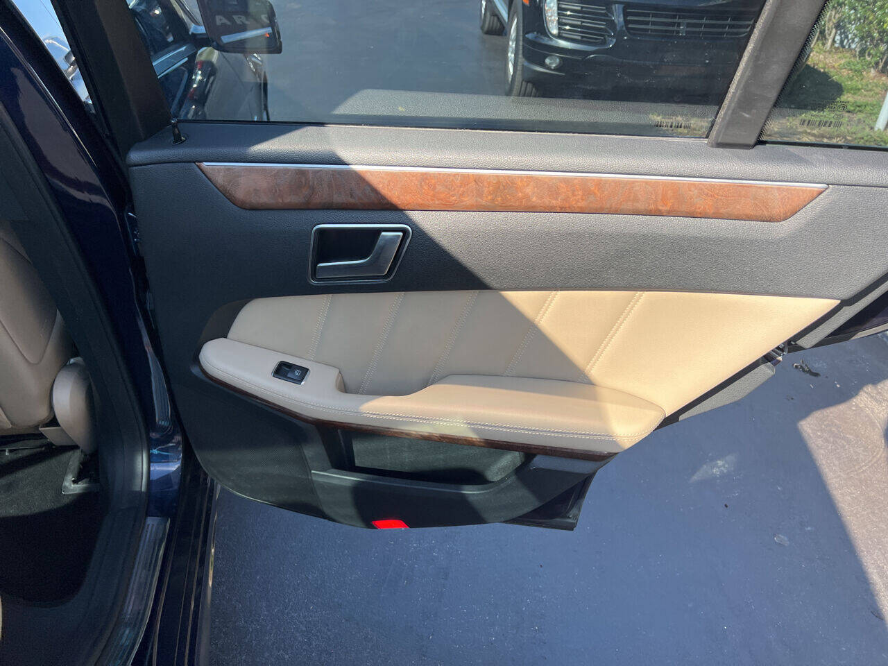 2012 MERCEDES-BENZ E-Class Sedan - $9,900